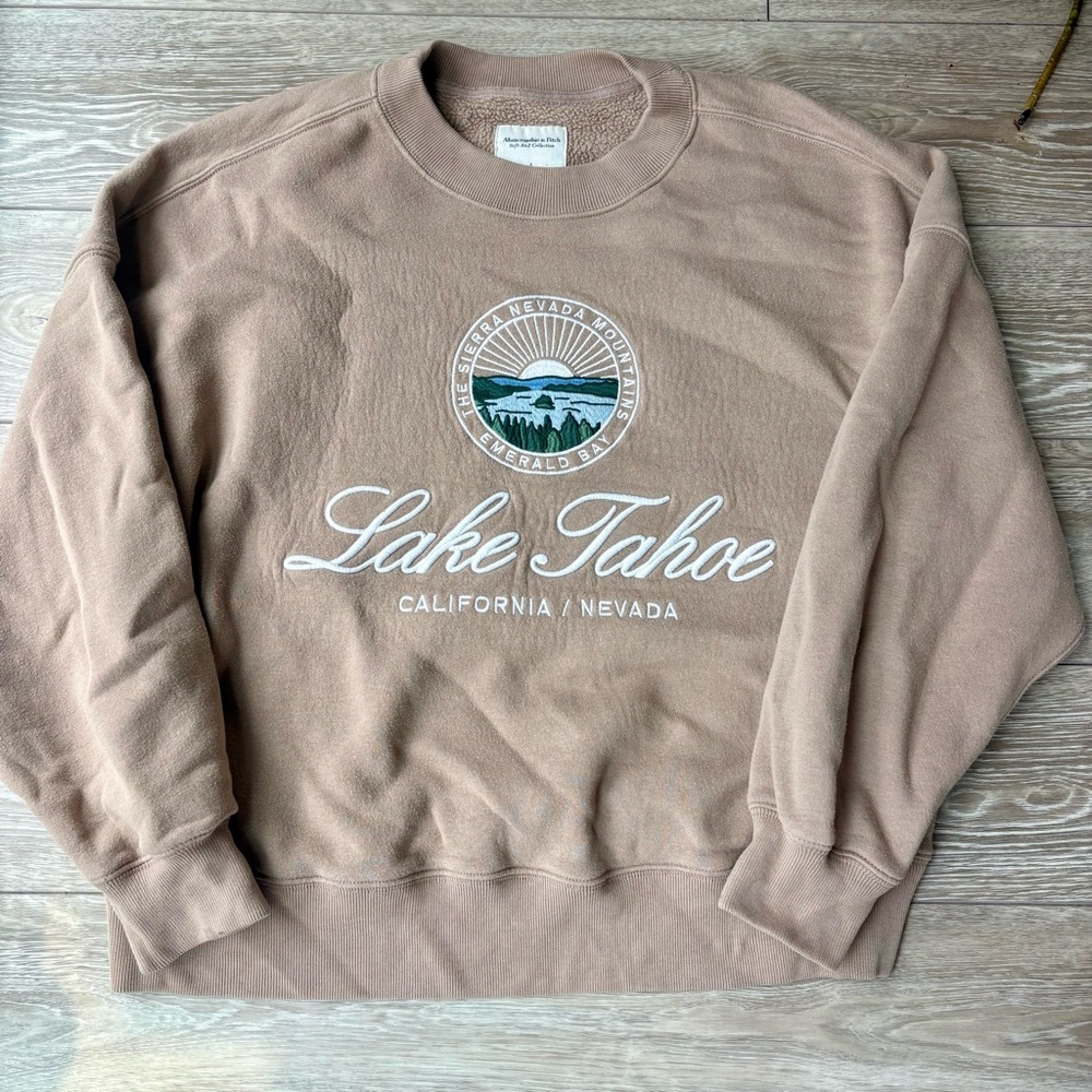 Abercrombie Lake Tahoe Crewneck Sweatshirt